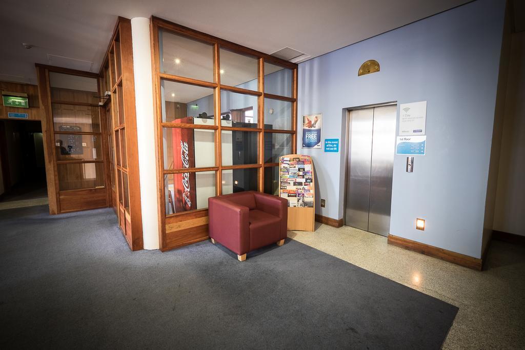 Travelodge Derry ภายนอก รูปภาพ