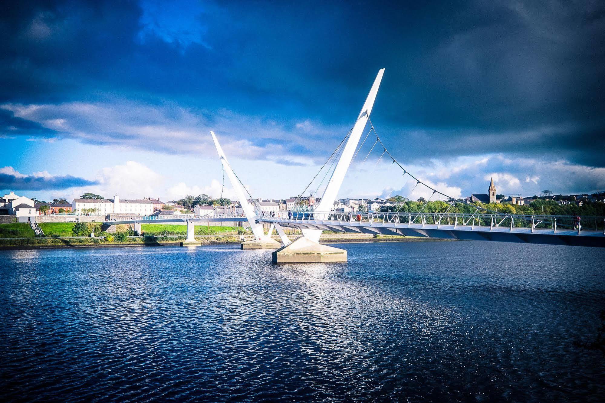 Travelodge Derry ภายนอก รูปภาพ